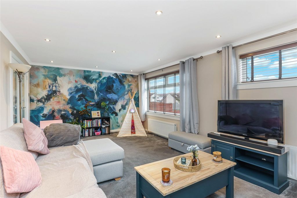 Property photo 3 of 15 Picture No. 04