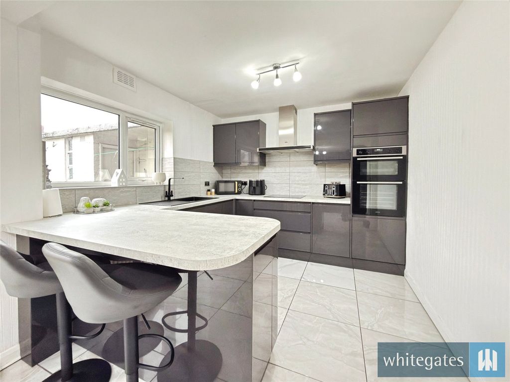 Property photo 2 of 17 Picture No. 07