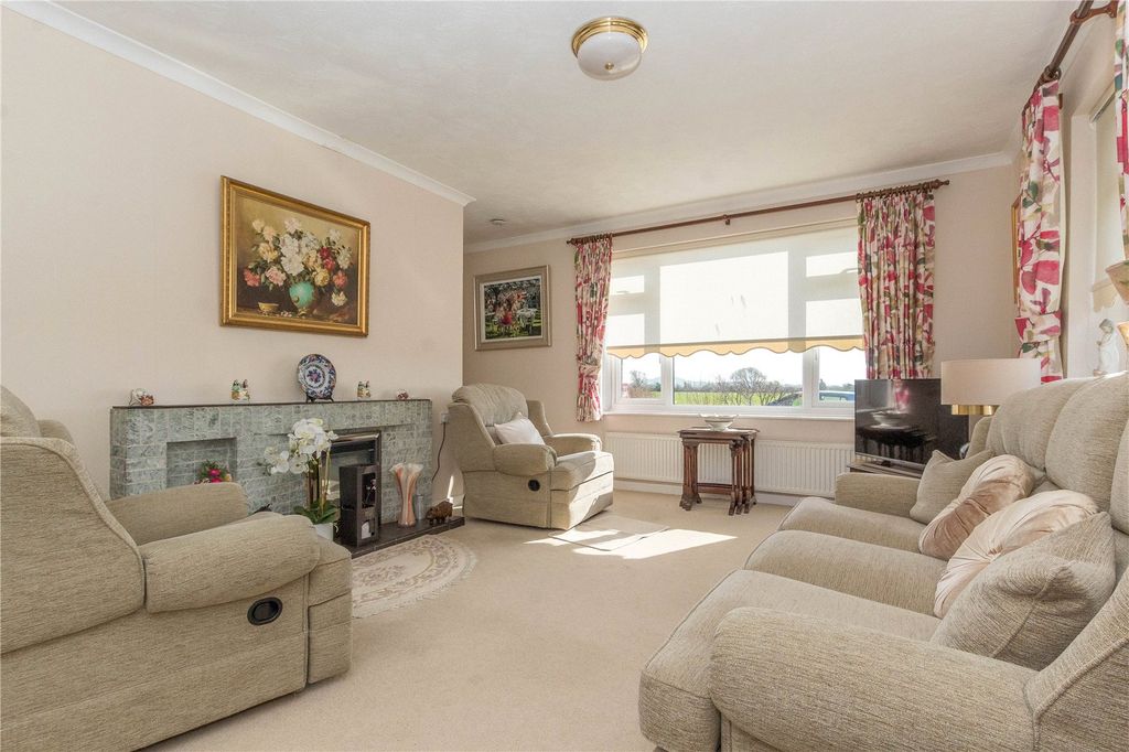 Property photo 2 of 26 Picture No. 03