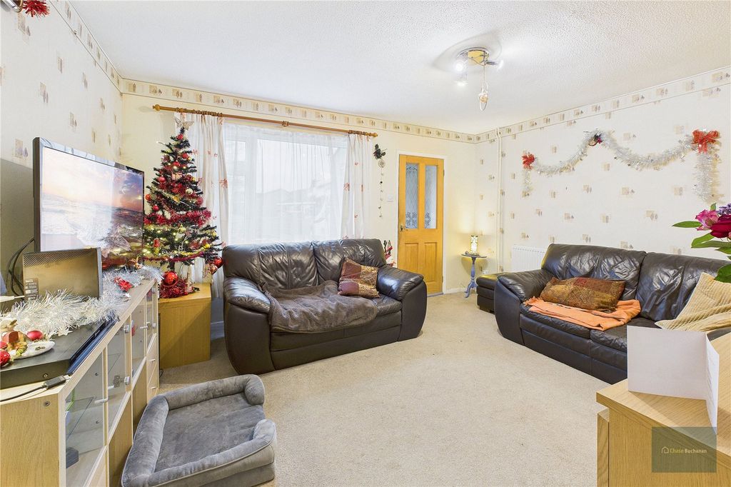 Property photo 2 of 15 Picture No. 09