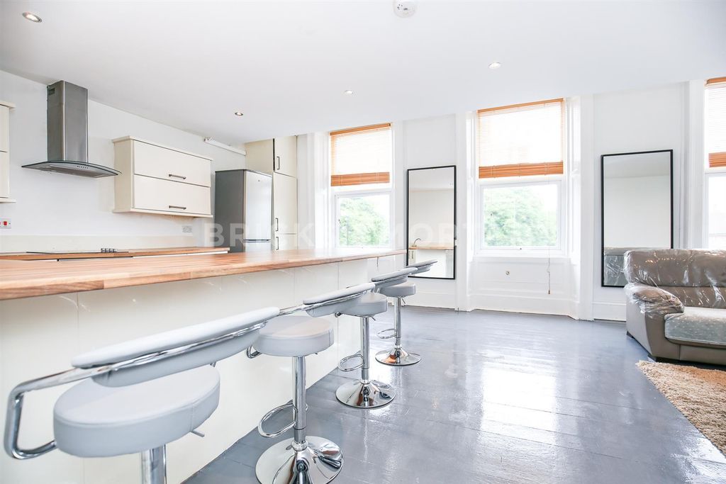 Property photo 2 of 21 2.Jpg