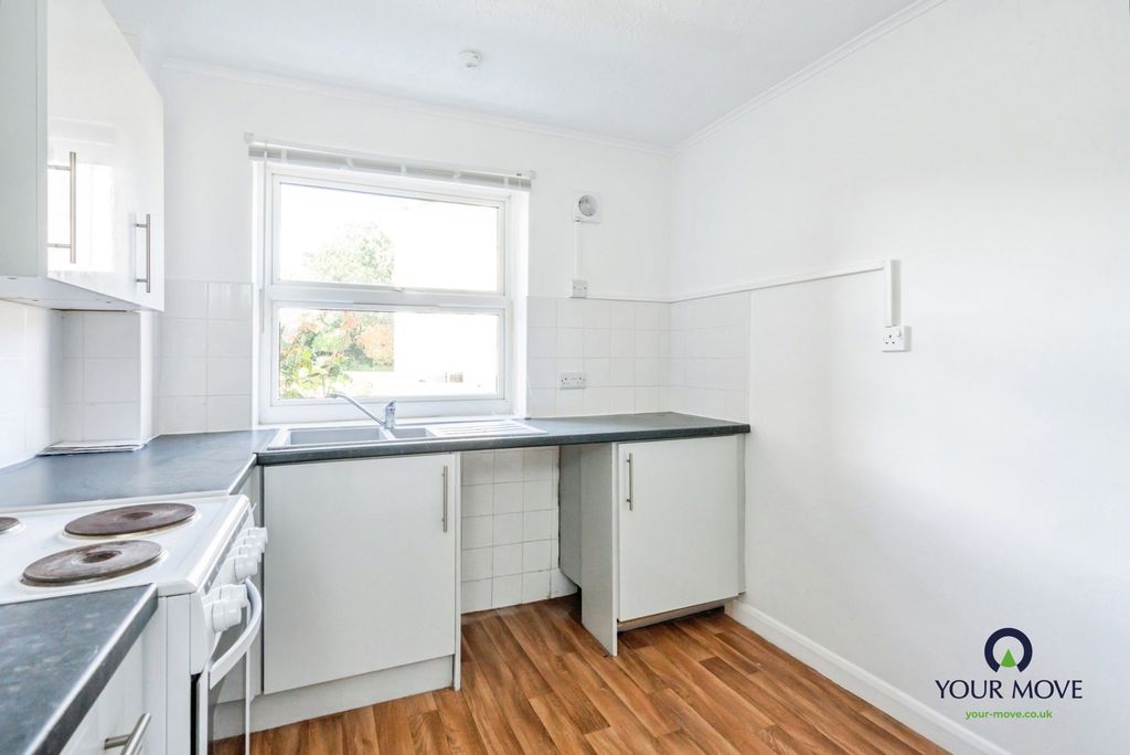 Property photo 3 of 9 Pbox-Img.Jpg