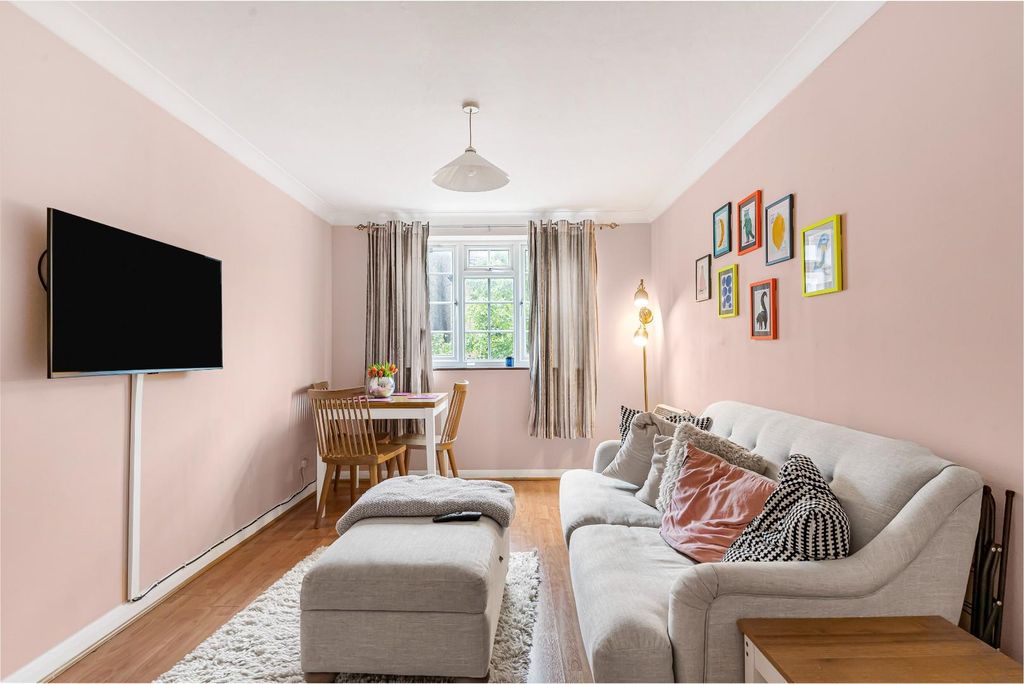 Property photo 3 of 16 1_51560.Jpg