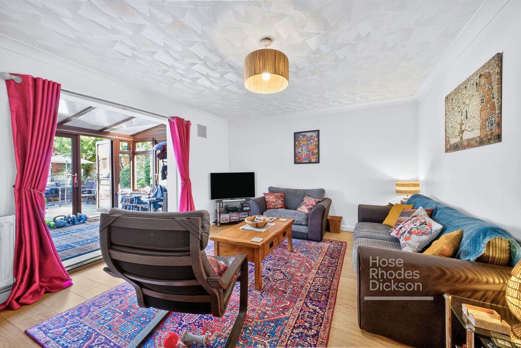 Property photo 3 of 13 Pbox-Img.Jpg