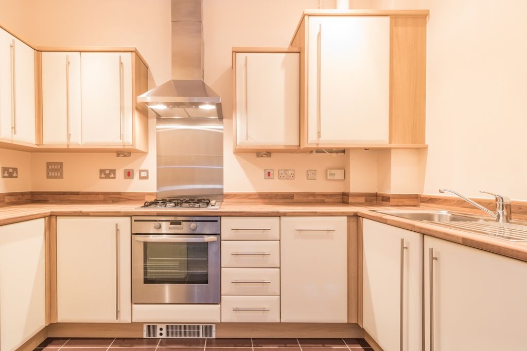 Property photo 2 of 7 57859