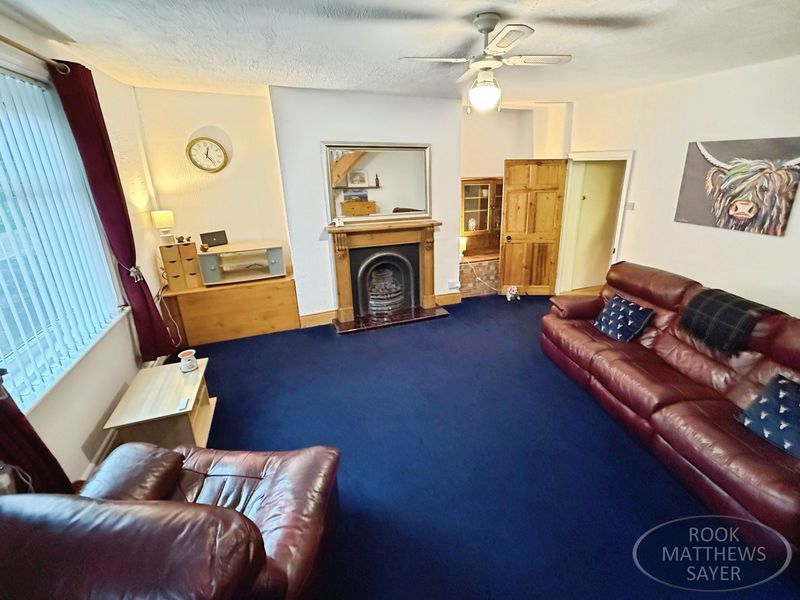 Property photo 2 of 8 Photo 7