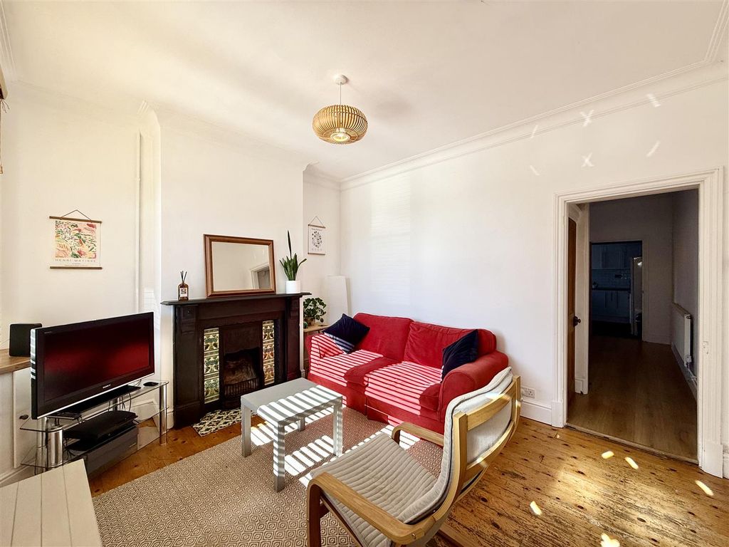 Property photo 3 of 27 3