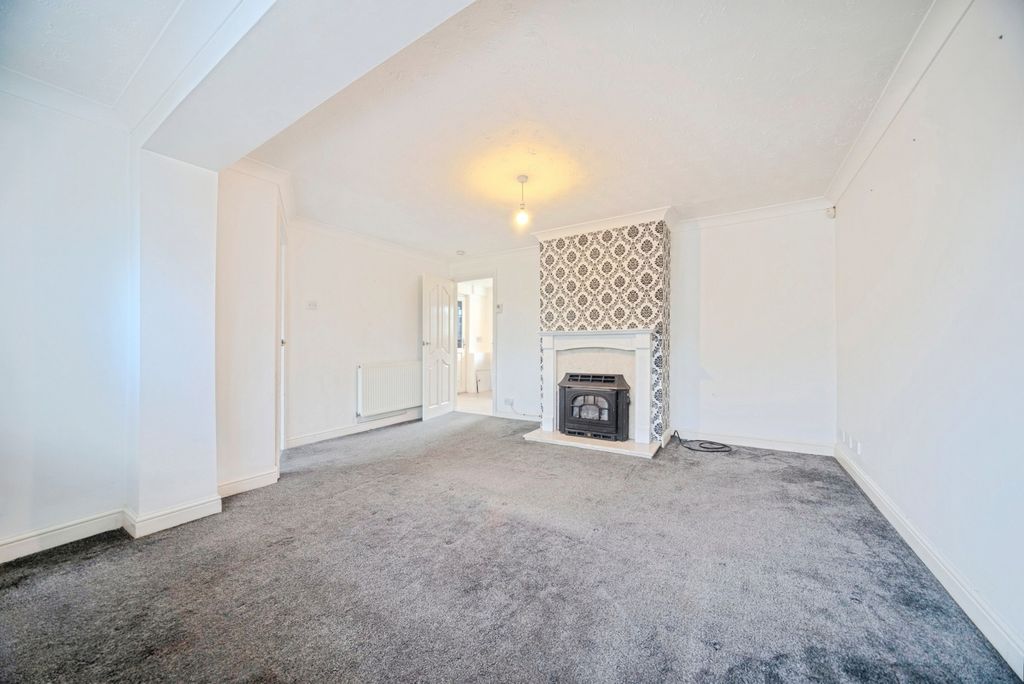 Property photo 3 of 16 Pbox-Img.Jpg