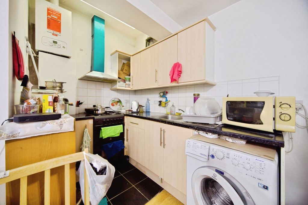 Property photo 3 of 11 Photo