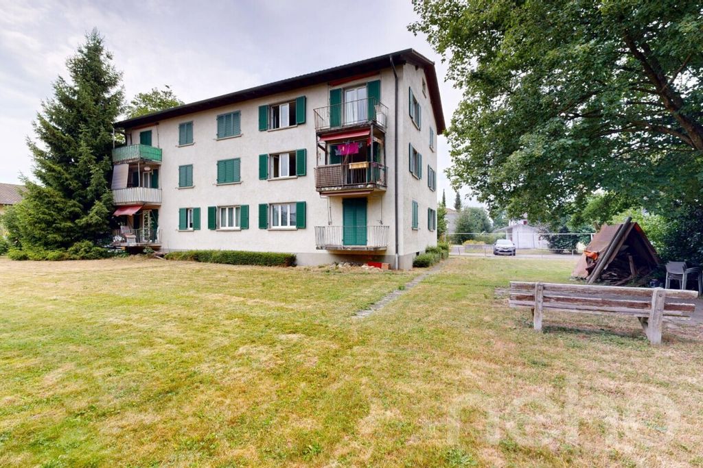 Property photo 2 of 8