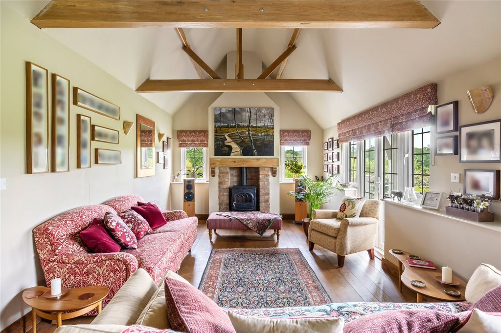 Property photo 3 of 28 Drawing Room