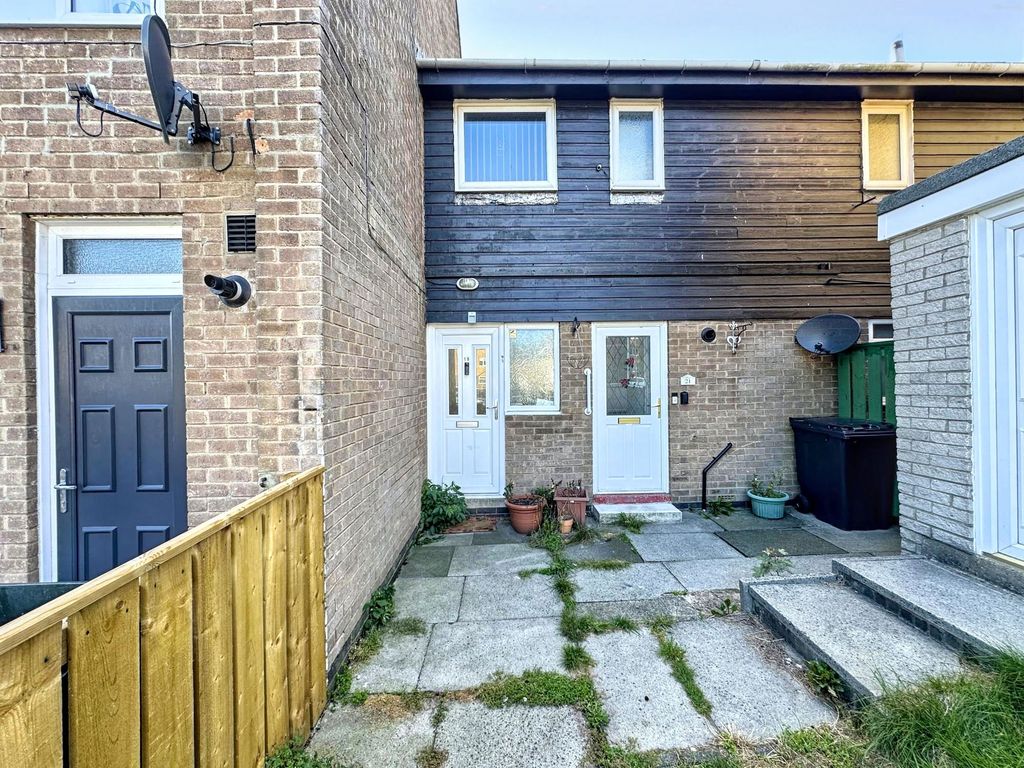 Property photo 1 of 12