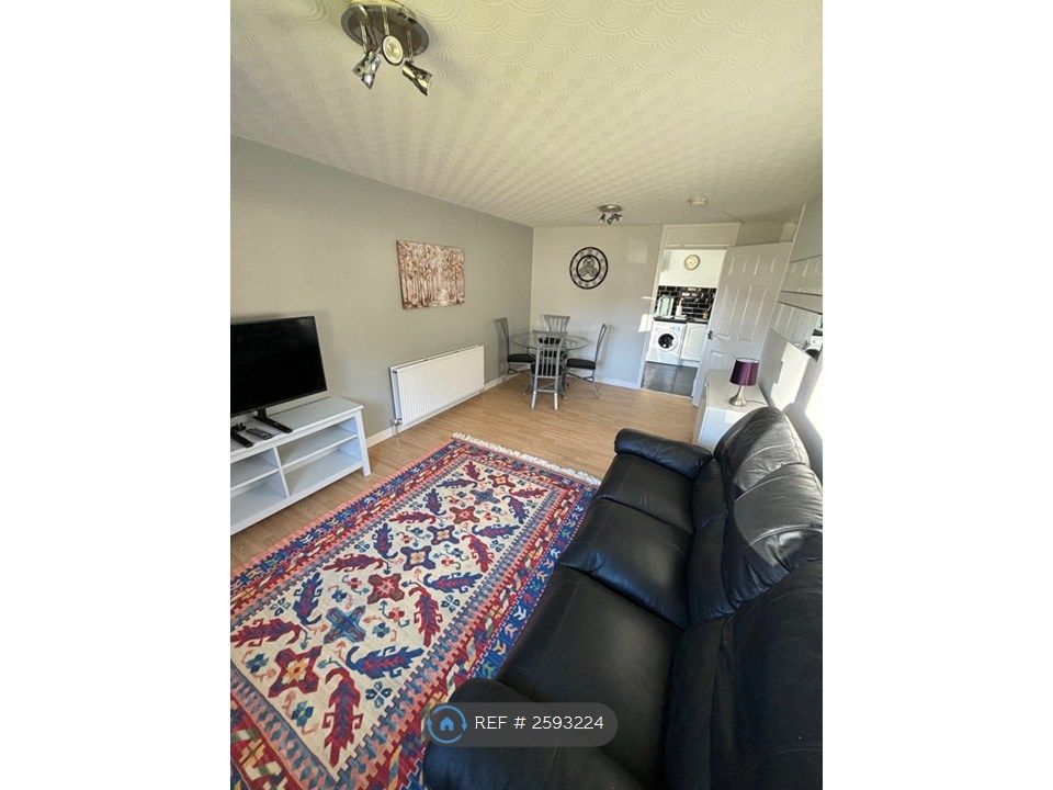 Property photo 2 of 16 Dining Area