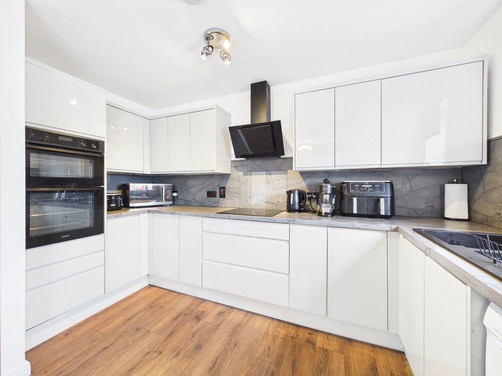 Property photo 2 of 12 Picture No. 05