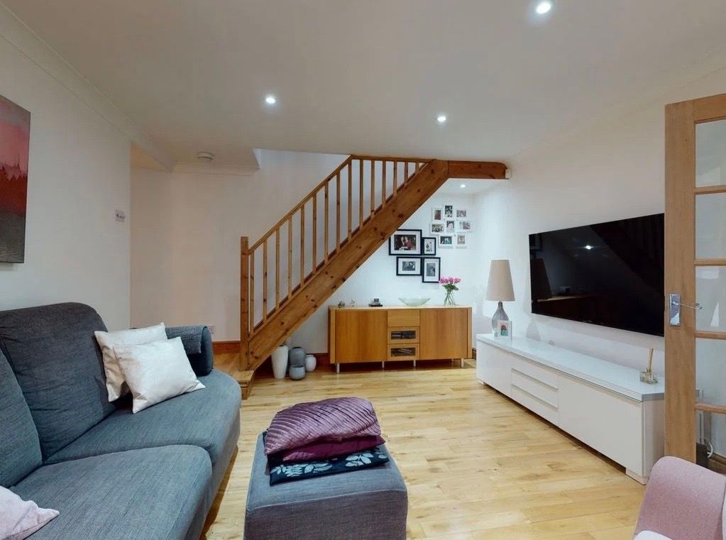 Property photo 3 of 13