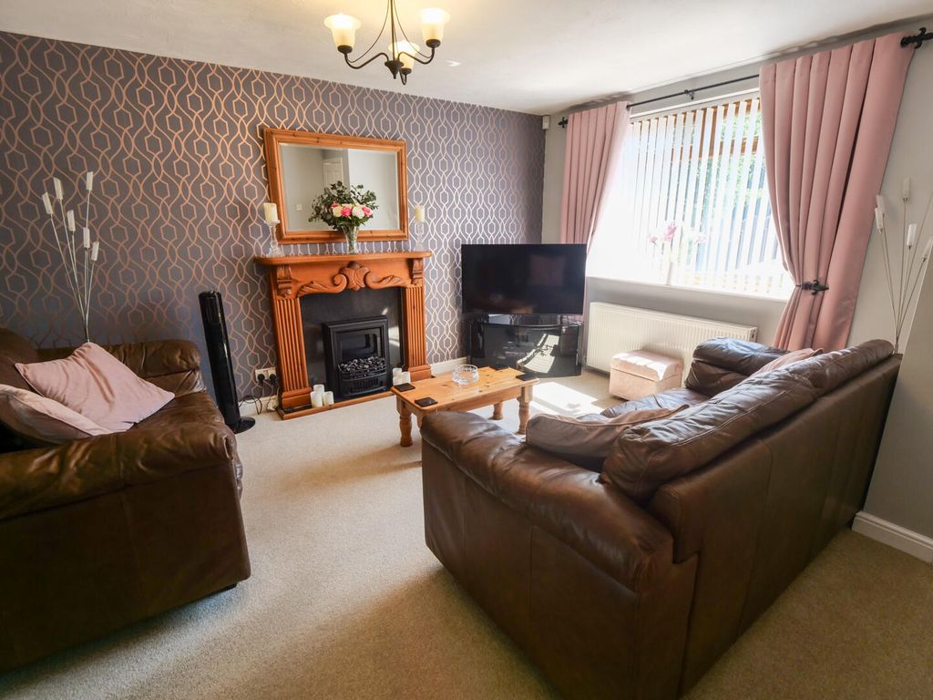 Property photo 2 of 15 Living Room