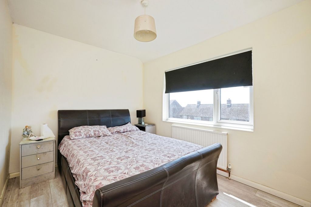 Property photo 3 of 17 Pbox-Img.Jpg