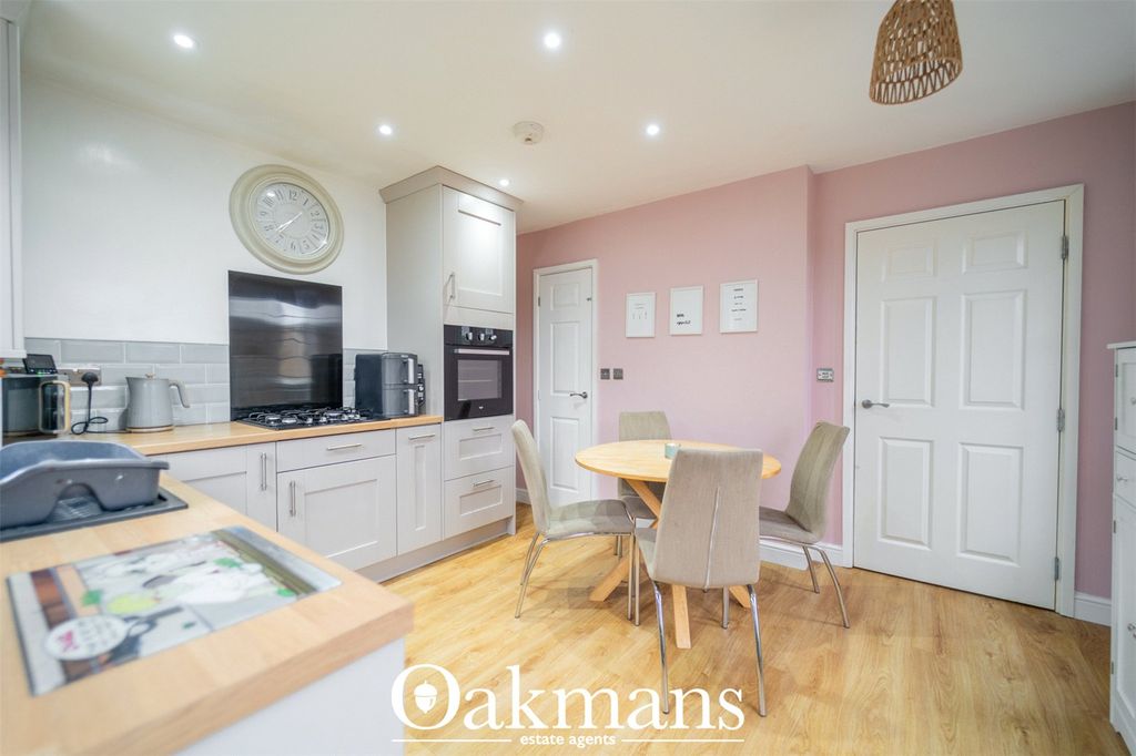 Property photo 3 of 21 Picture No. 24