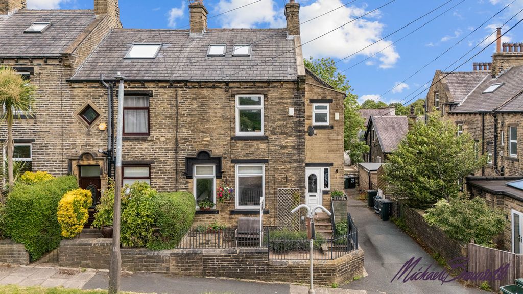 Property photo 1 of 52