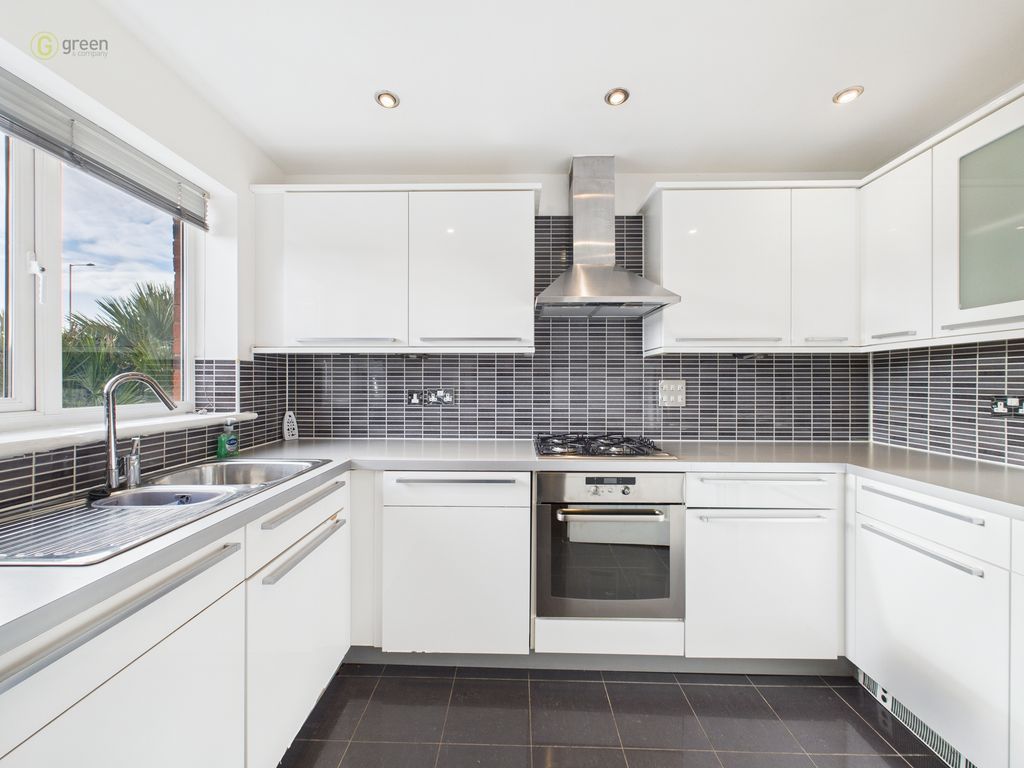 Property photo 2 of 18 Cam01698G0Pr0140Still002