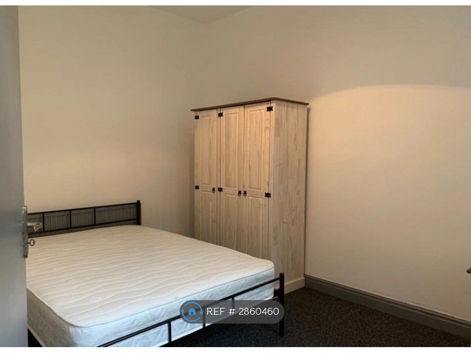 Property photo 3 of 4