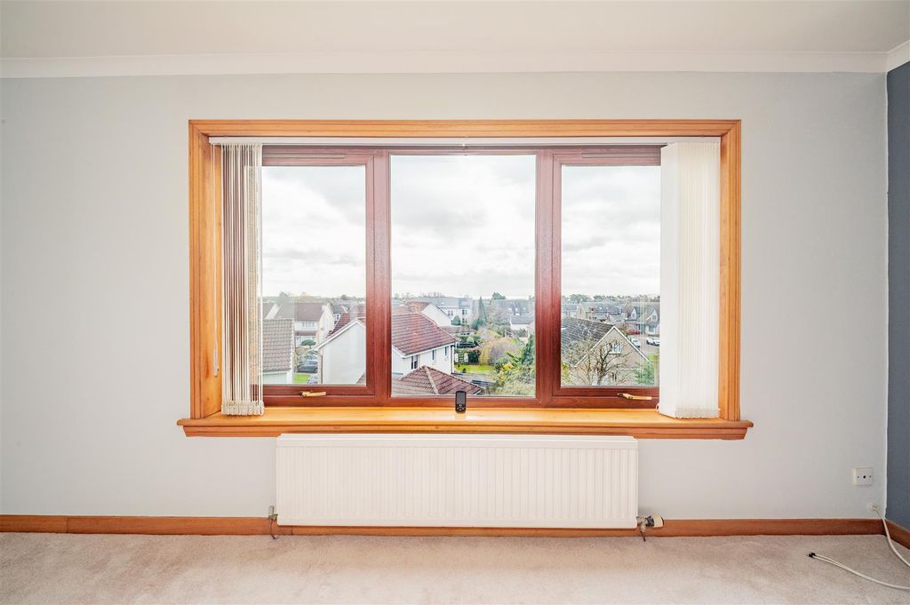 Property photo 3 of 15 57F Lorne Crescent Monifieth-10.Jpg