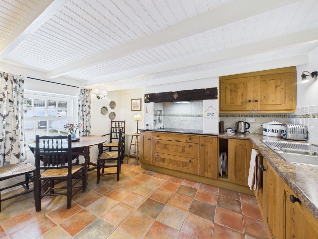 Property photo 3 of 22 4636914