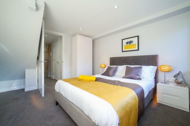 Property photo 3 of 11 10 Derngate 3.Jpg