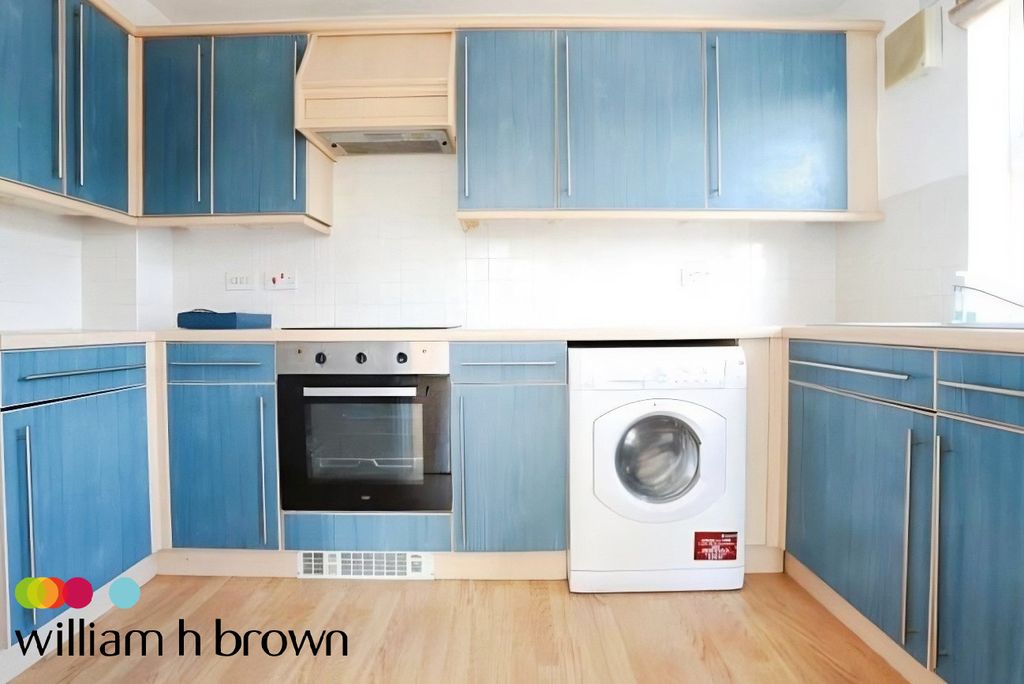 Property photo 2 of 7 Image