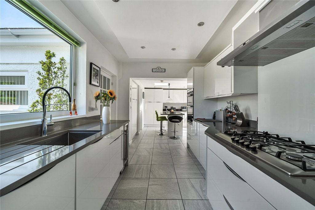 Property photo 3 of 21 Picture No. 08