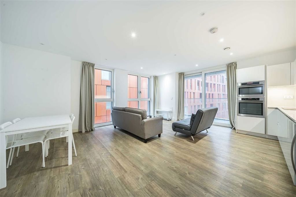 Property photo 1 of 5