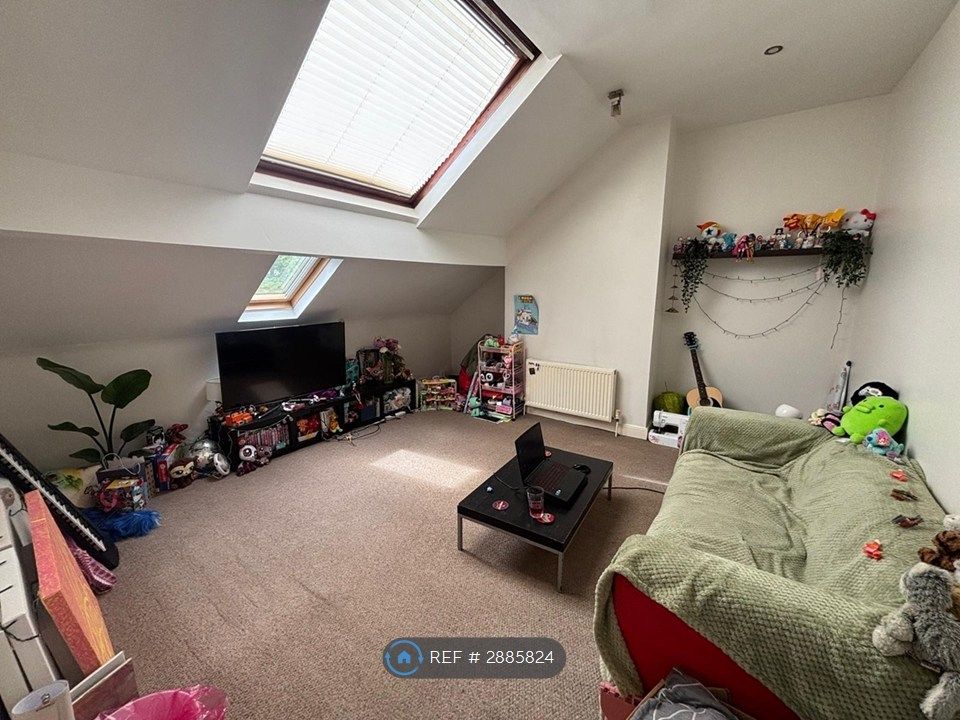 Property photo 3 of 5