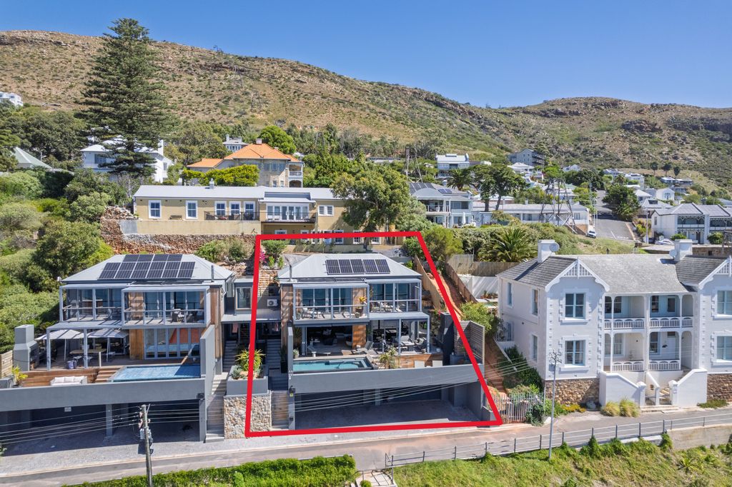 Property photo 1 of 39