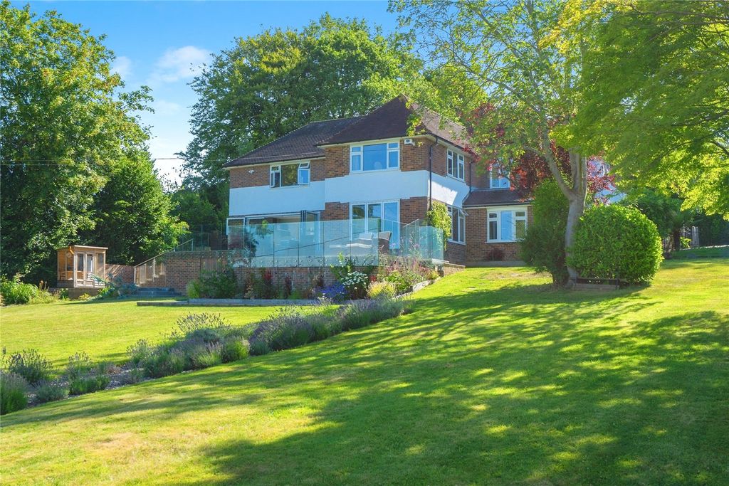 Property photo 1 of 23 Picture No. 13