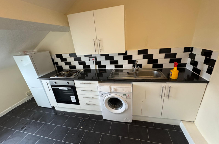 Property photo 2 of 11