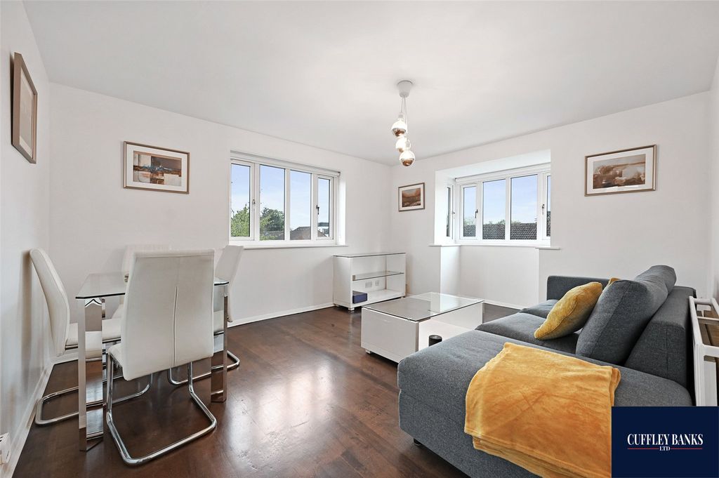 Property photo 1 of 9 Picture No. 01