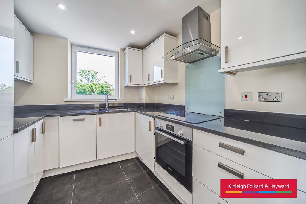 Property photo 2 of 13 Picture No. 02