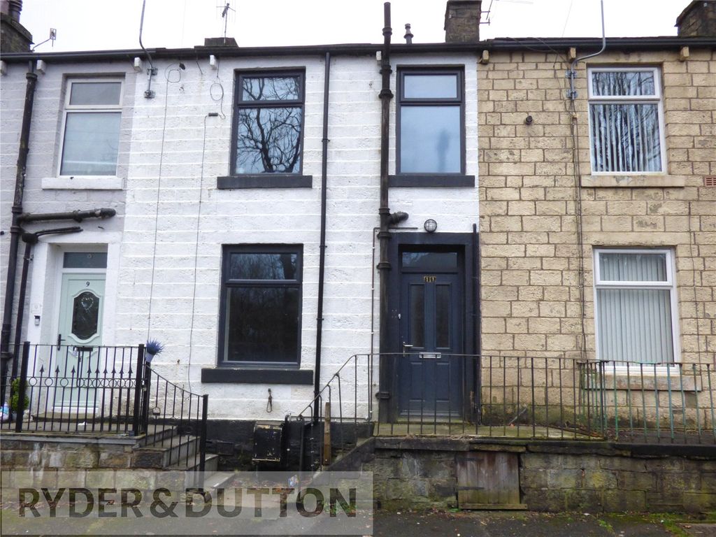 Property photo 3 of 15 Front