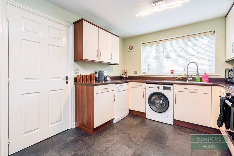 Property photo 3 of 21 Photo 7