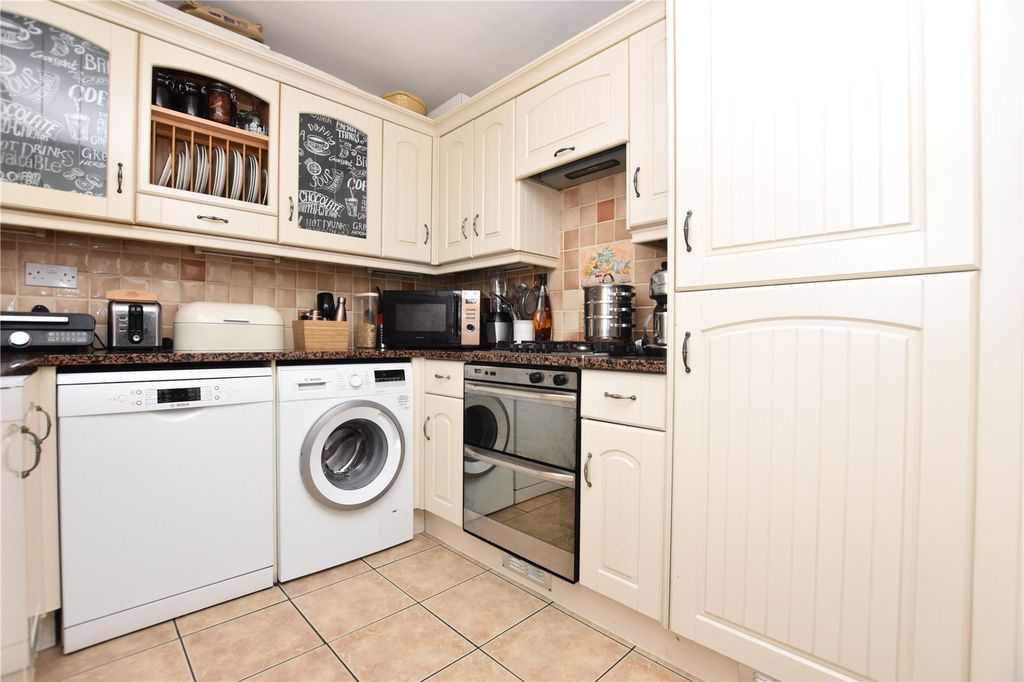 Property photo 3 of 14 Picture No. 08