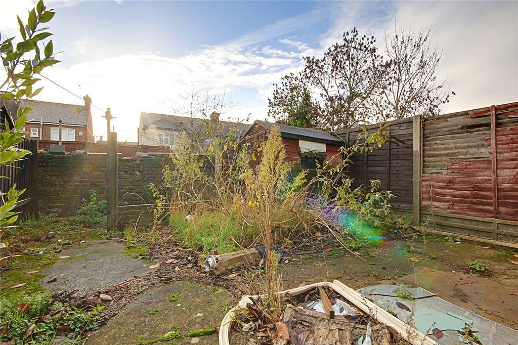 Property photo 2 of 16 Picture No. 20