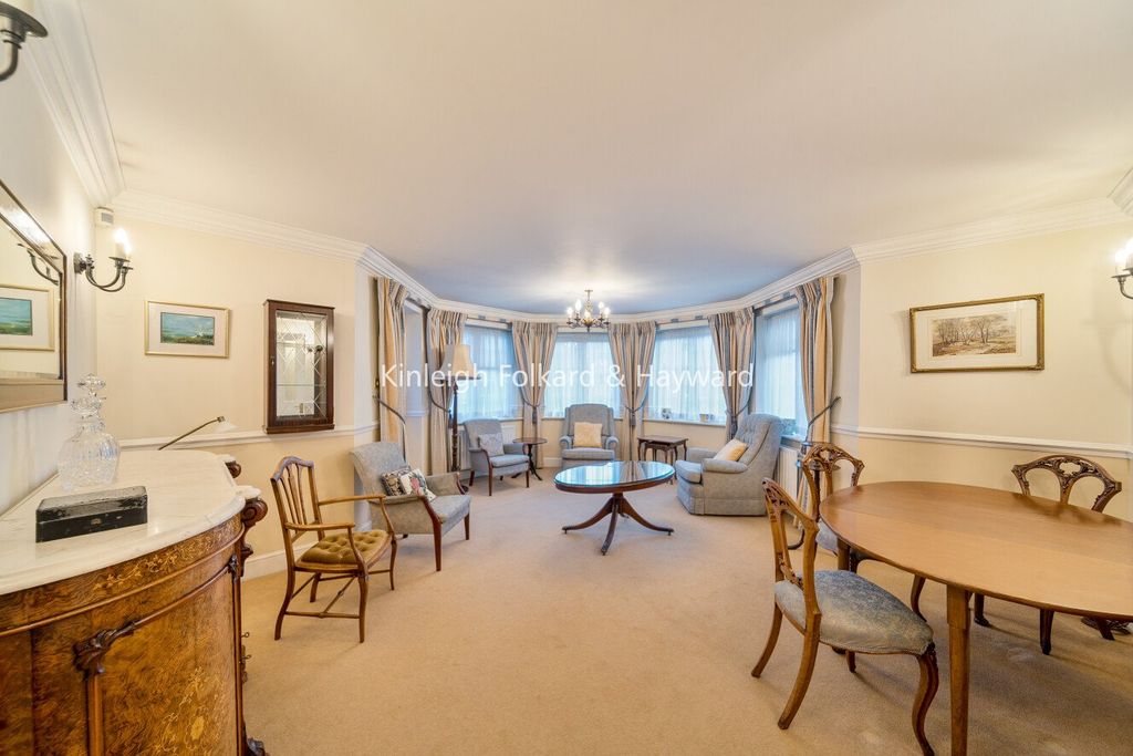 Property photo 3 of 18 Picture No. 05