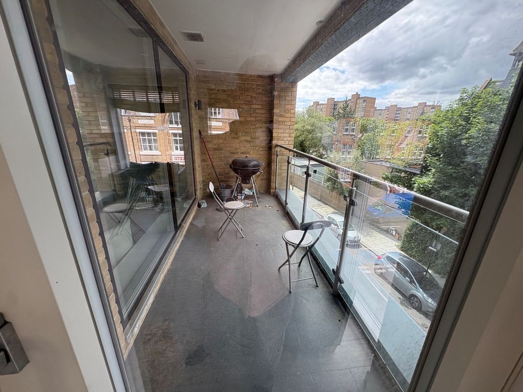 Property photo 3 of 9