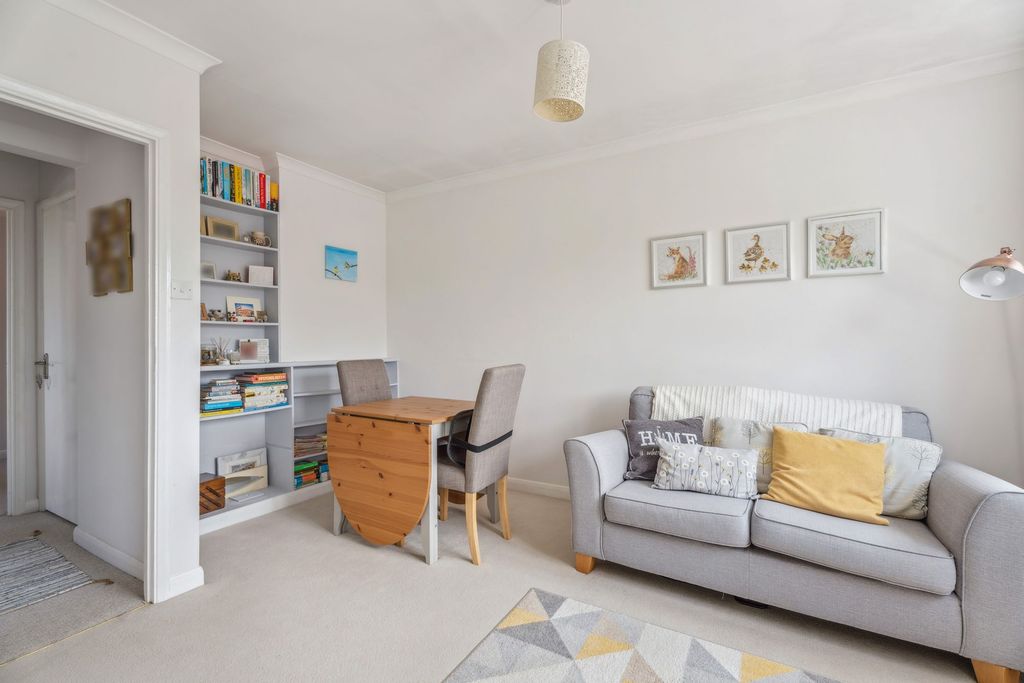 Property photo 2 of 15 Photo 2