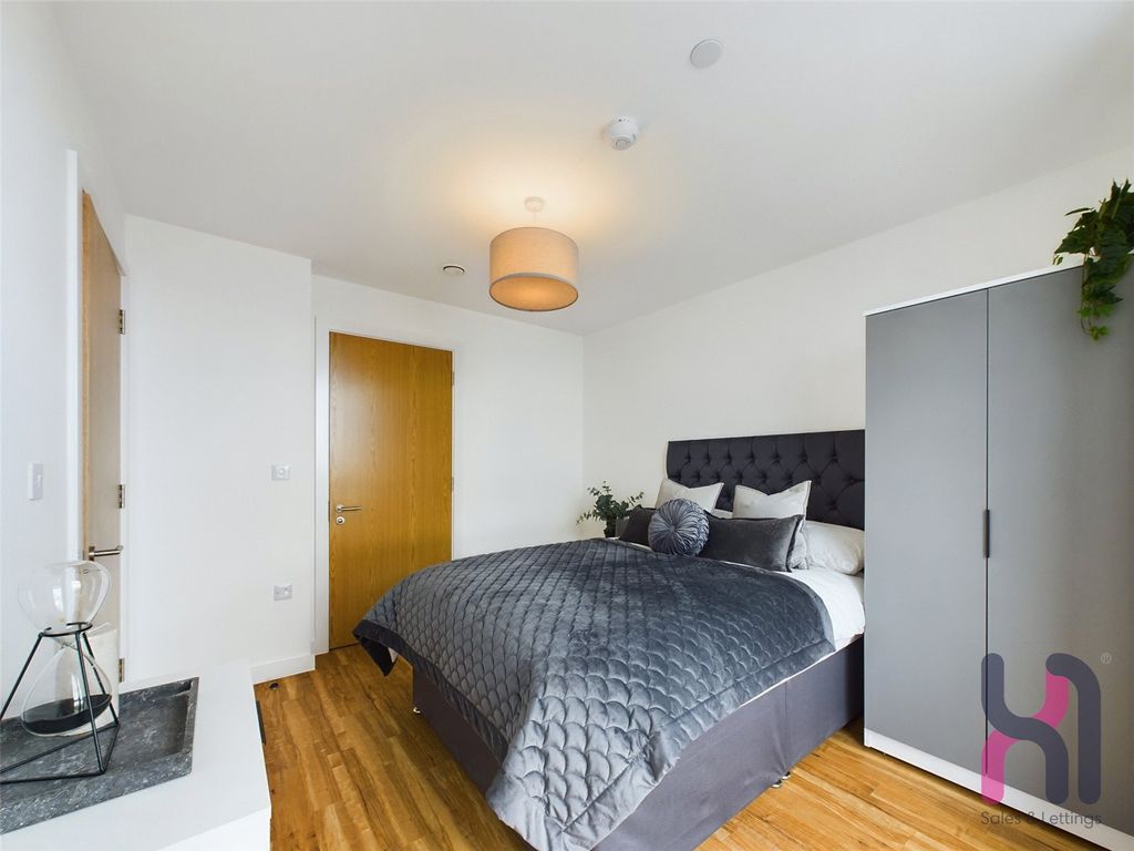 Property photo 3 of 5 Picture No. 04