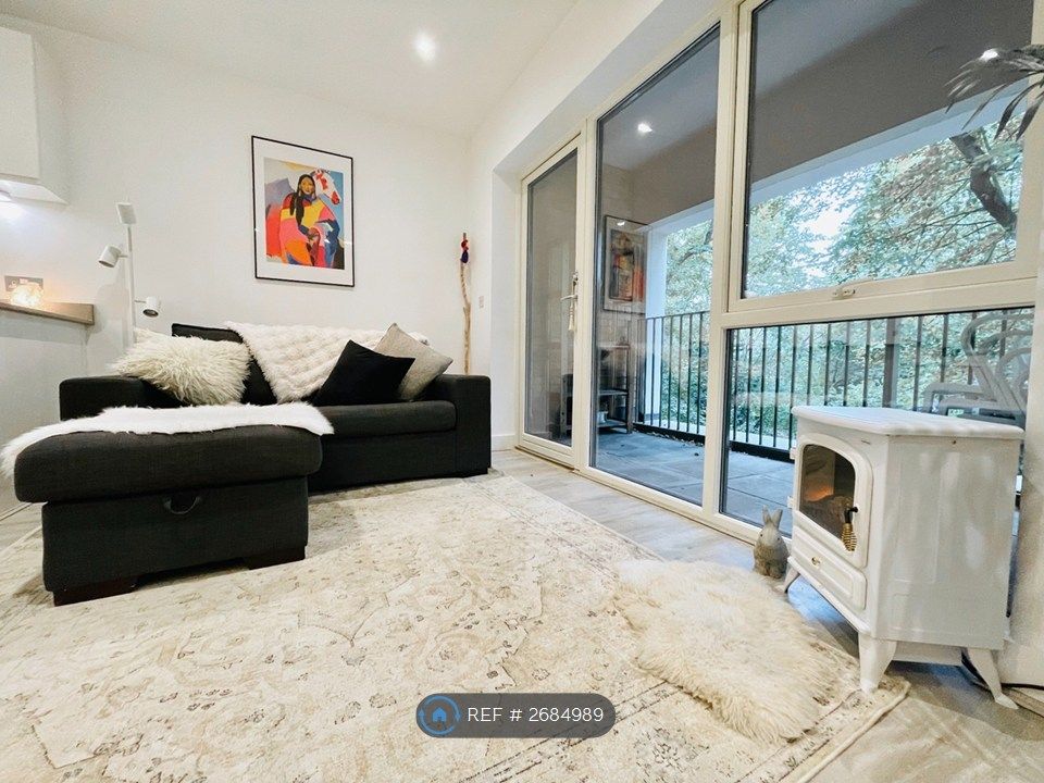 Property photo 1 of 31