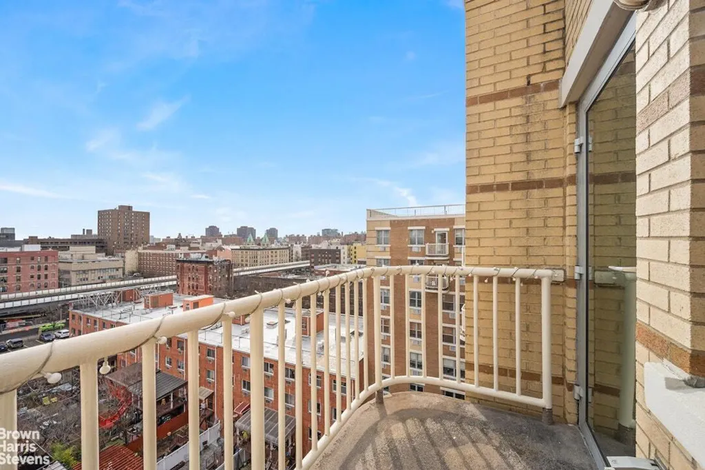 Property photo 3 of 14 <Alttext/>