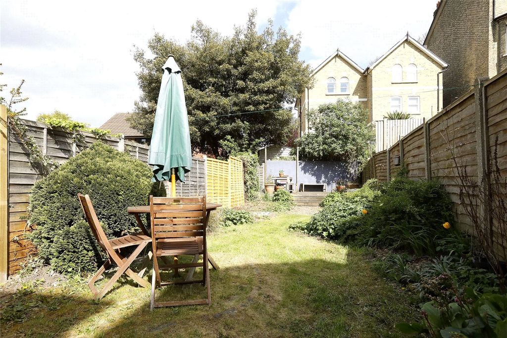 Property photo 3 of 9 Picture No. 10