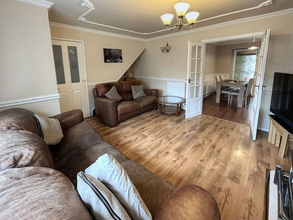 Property photo 2 of 36