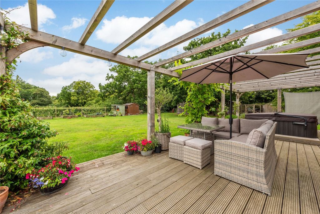 Property photo 3 of 21 Picture No. 01